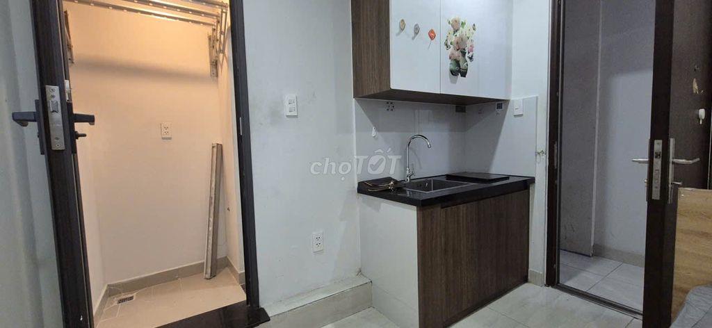 Căn hộ Studio Bhome làng đại học FULL nội thất,ở ngay hoặc giữ đến 1/9