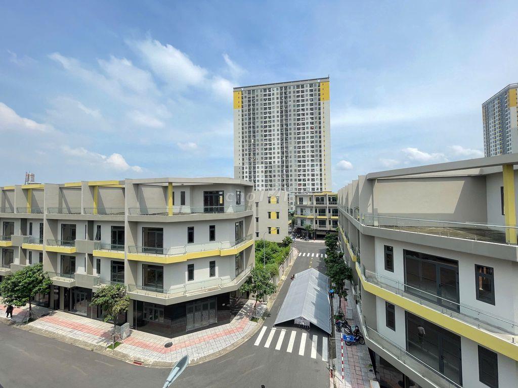 BÁN GẤP 02 NHÀ PHỐ LIỀN KỀ UNI VALLEY–VỊ TRÍ ĐẸP, TIỀM NĂNG ĐẦU TƯ CAO
