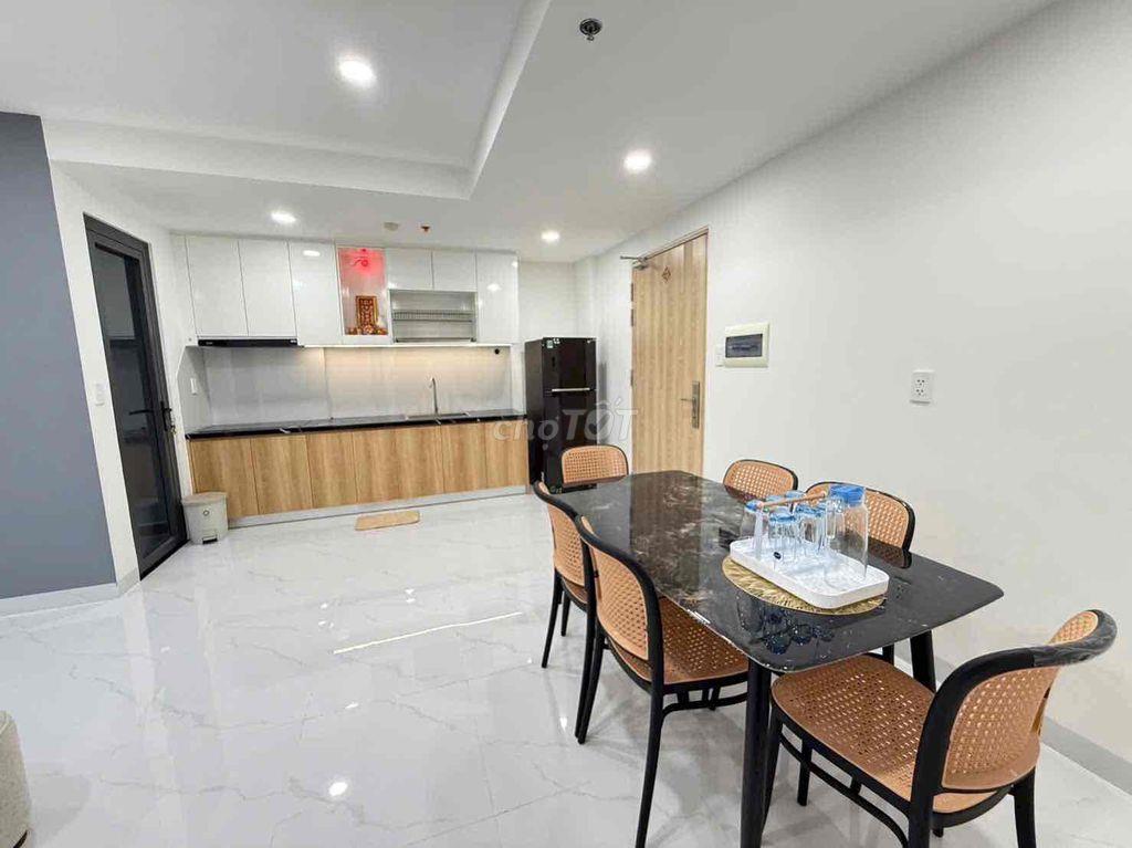 Cho thuê căn góc căn hộ C2 Phú Mỹ