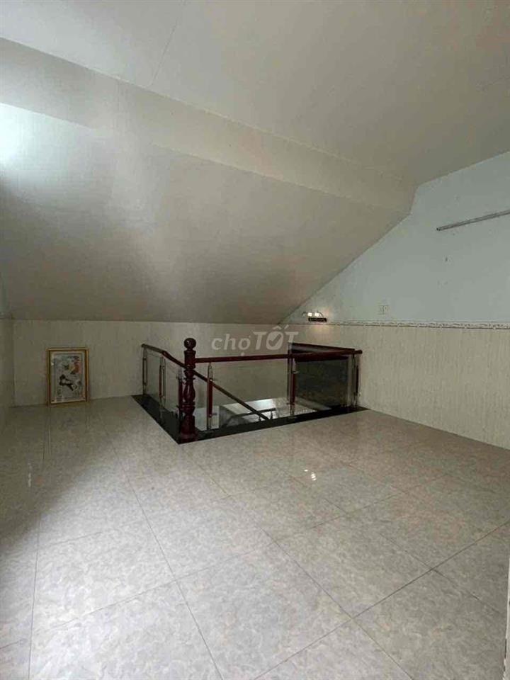 Cho thuê nhà hẻm Lê Hồng Phong Phú Hoà
