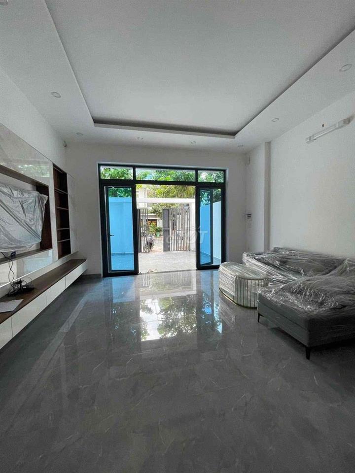 Cho thuê nhà kdc Hiệp Thành 3 Full nội thất