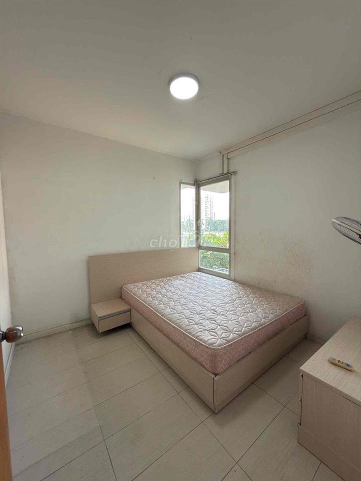 cc chính chủ sạch sẽ thoáng mát thuận tiện đi lại trường học mua sắm.