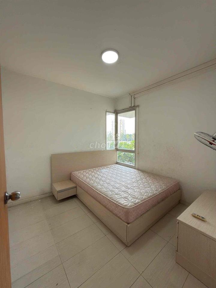 cc chính chủ sạch sẽ thoáng mát thuận tiện đi lại trường học mua sắm.