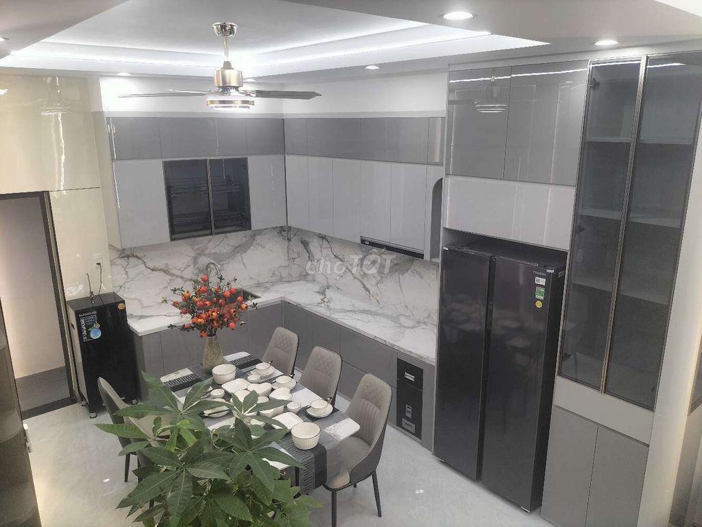   💥  quá đẹp quá xuất sắc.nội thất cực kỳ Cao cấp sang trọng  mê lắm ạ