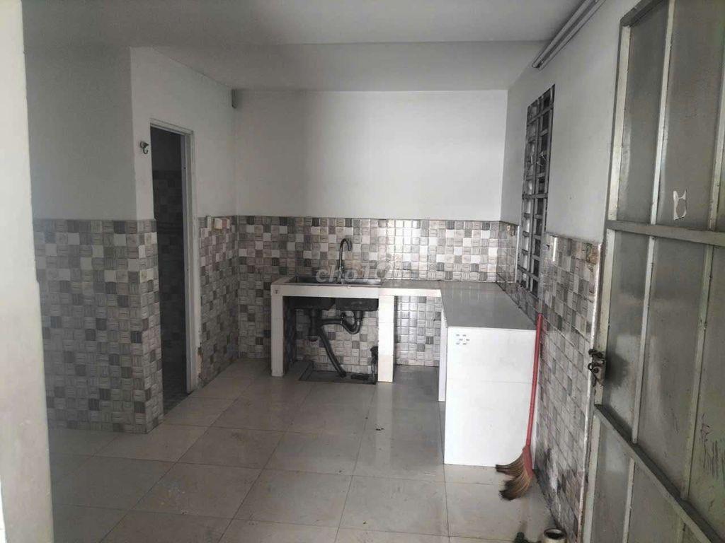  💥💥 giảm sốc 300t từ 2,82ty còn 2,47ty. phải rất rất nhanh mới kịp ạ 