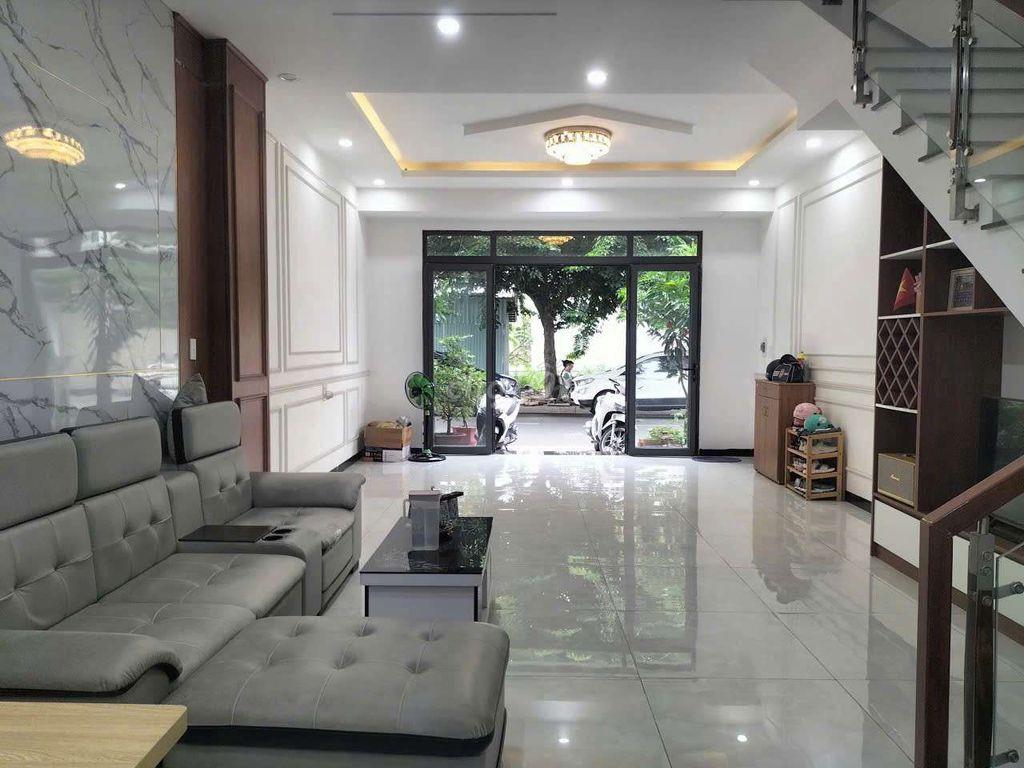 💥💥 loaloa giảm sốc 650t bán gấp nhà đẹp lắm phải nhanh ạ 