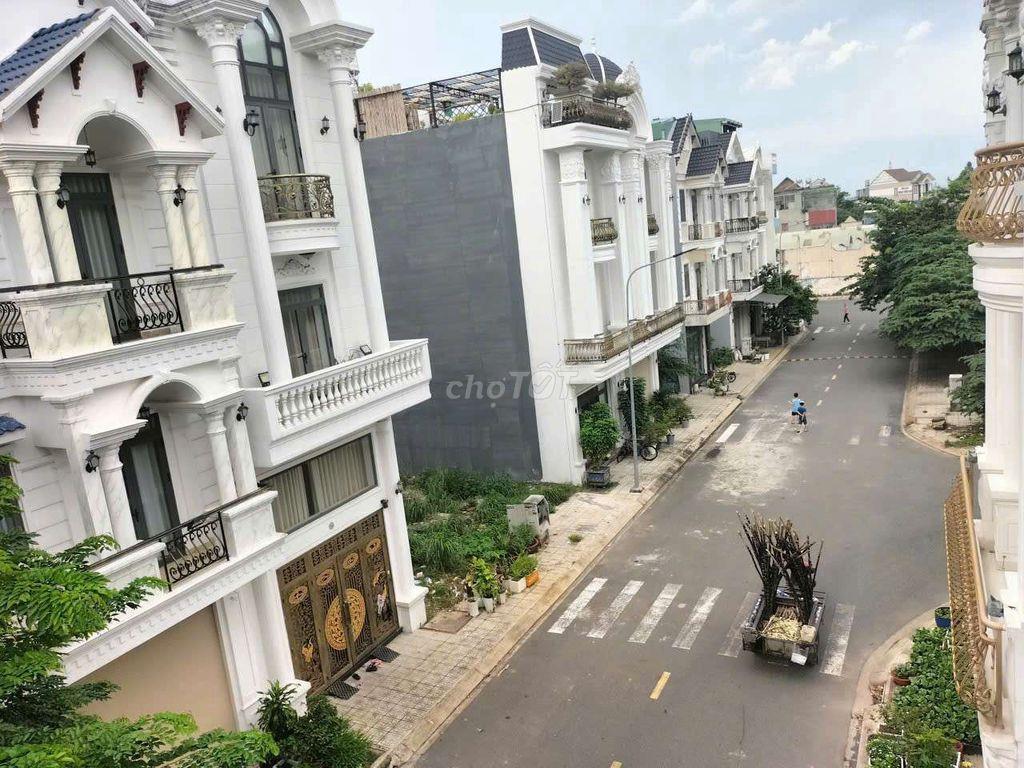 💥💥 loaloa giảm sốc 650t bán gấp nhà đẹp lắm phải nhanh ạ 
