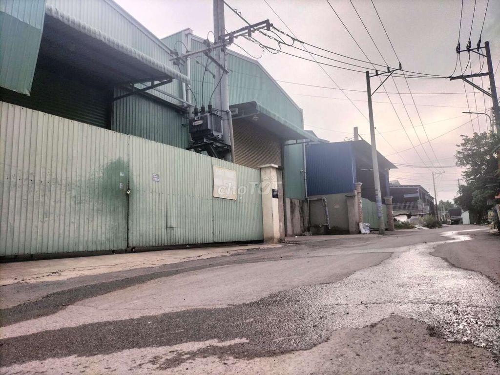  💥 bán gấp xưởng  720m2  đang cho thuê 40t giá mềm có 11,2 tỷ thôi ạ 