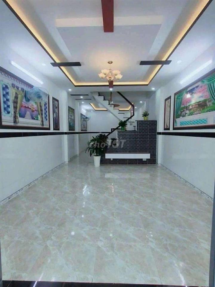 4,5t thôi buôn bán được sân đậu xe hơi 80m2 cực hiếm nhanh mới kịp ạ 