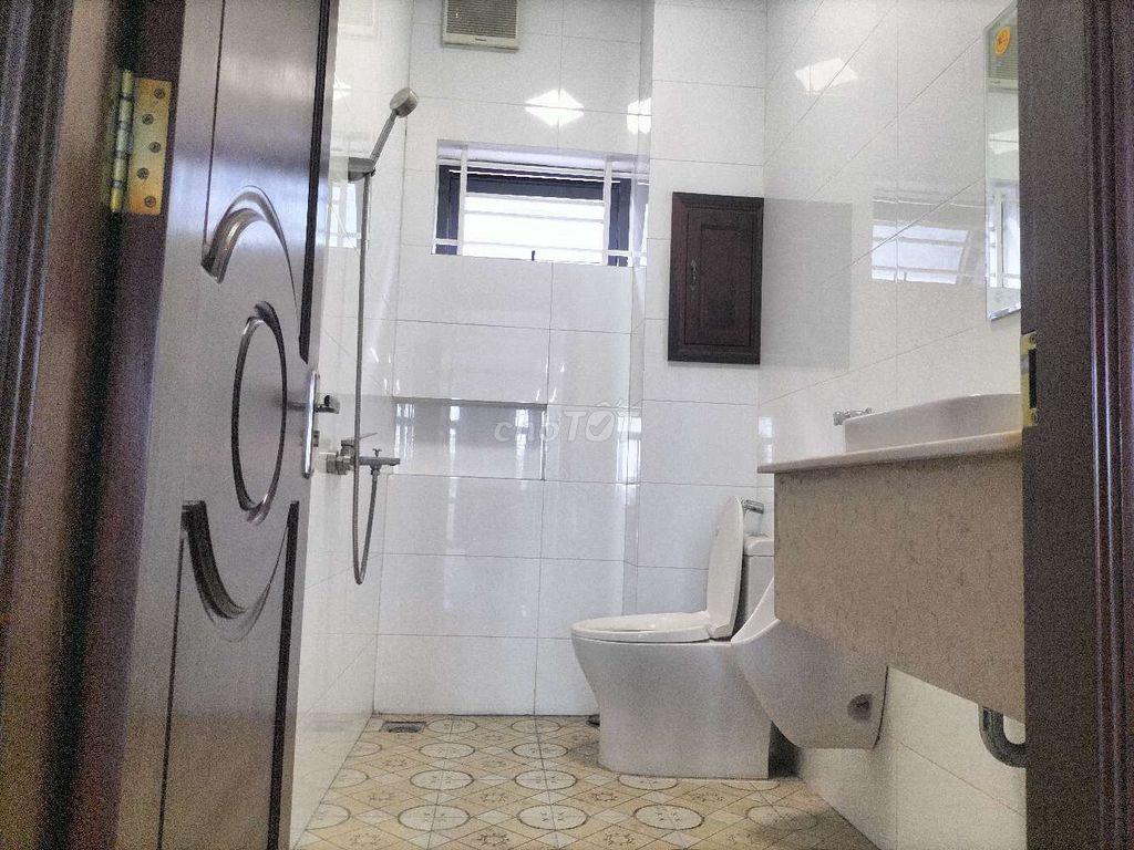 💥 cực hiếm, rẻ, đẹp có 12tr thôi 3lầu mtiền kd , phải nhanh mới kịp ạ 