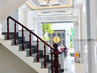  🔥 cực hiếm quá rẻ.đẹp 6tr kdc cao cấp. có tới 3p ngủ nhanh mới kịp ạ