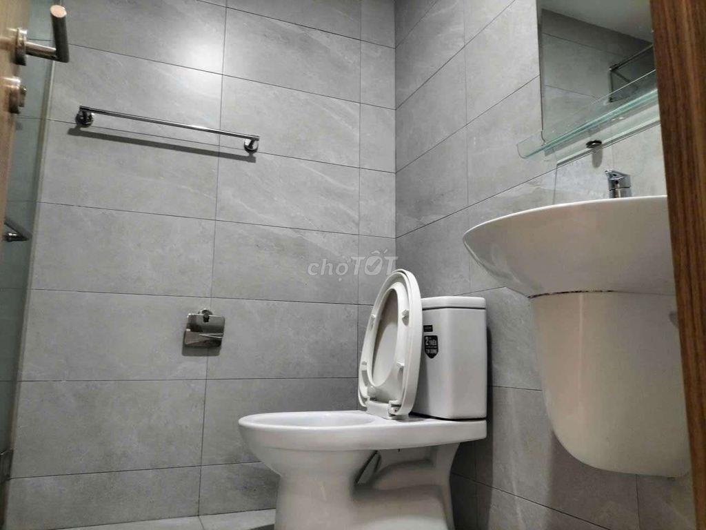 căn hộ rẻ habitas có 6tr có sẵn 2máy lạnh, tủ lạnh phải nhanh ạ