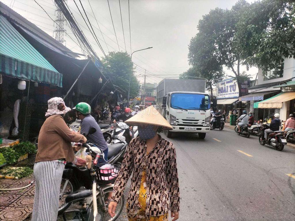 💥 ki-ốt chợ cực đông đúc 6,5t cực hiếm rẻ  rất nhanh mới kịp khách ơi 