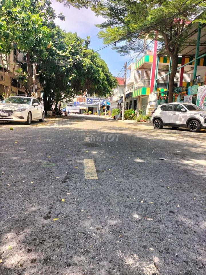 🔥 kho xưởngcho thuê rẻ nhất visip1. 10x30=300m2.có 17t nhanh mới kịp a