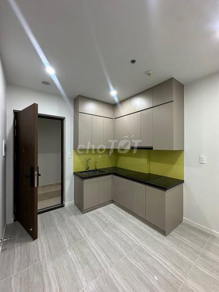 Căn 2PN ở được 4 -5 bạn chỉ khoảng 1,8 - 1,9triệu/người ngay Làng ĐHQG