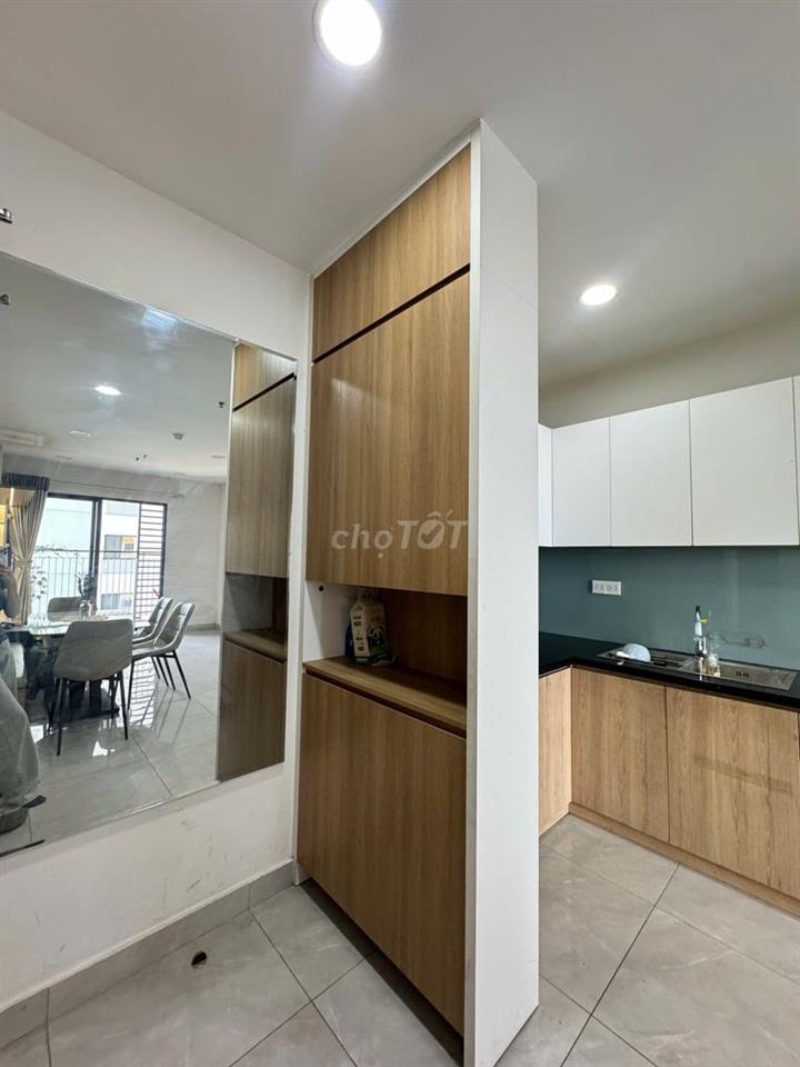 Cho thuê 2PN Legacy Central 