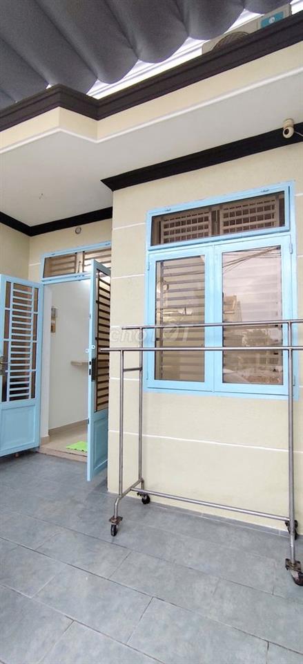 Cho thuê căn hộ 2pn diện tích 73m, giá 6tr, cọc 1 tháng