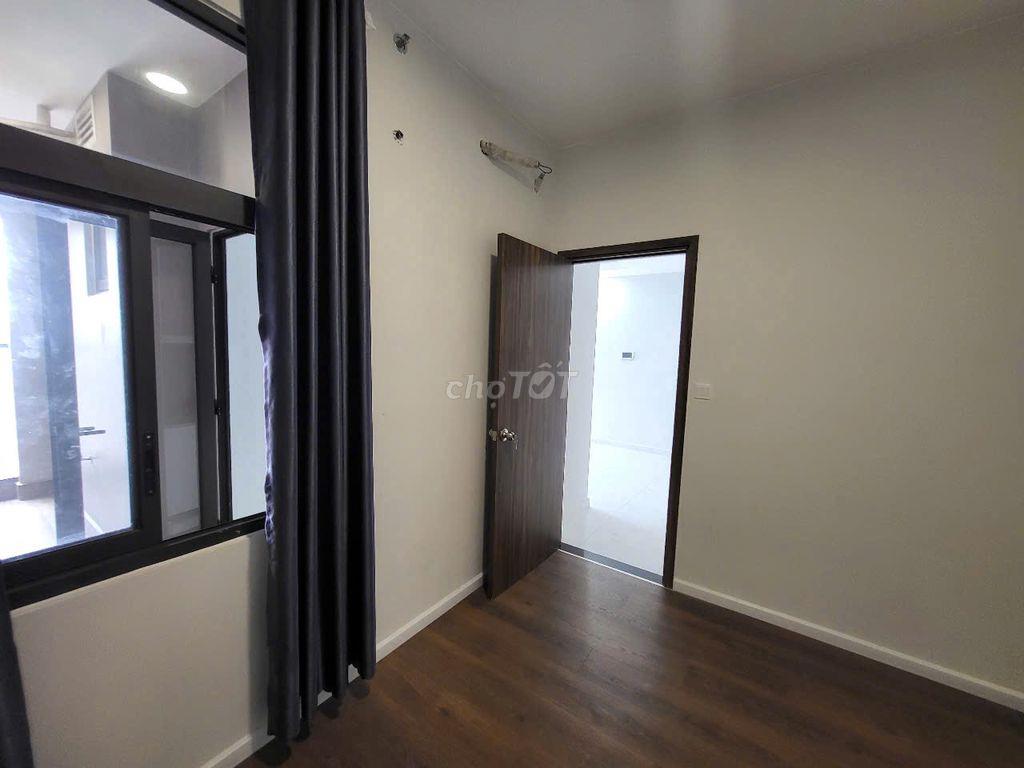 Cần bán căn hộ 70m2 rộng thoáng sẵn sổ, giao nhà ngay