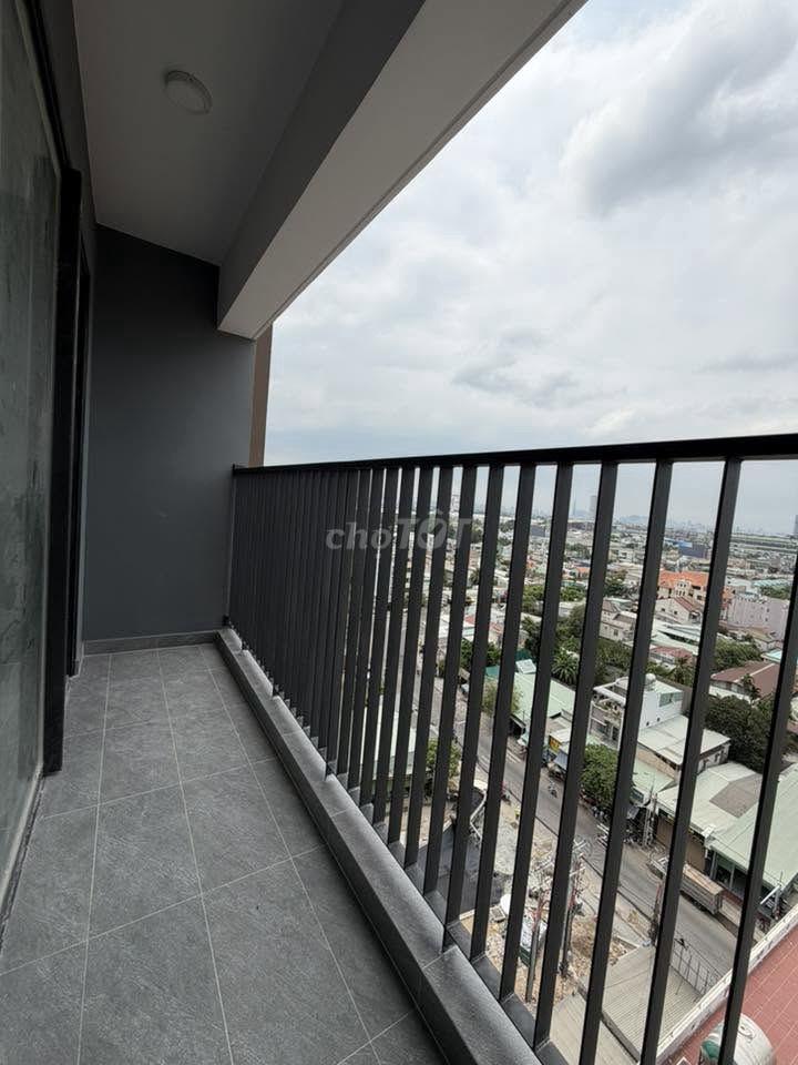 Cho thuê căn góc siêu rộng mới 100% ngay chợ Lái Thiêu, view sông