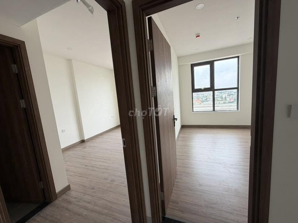 Cho thuê căn góc siêu rộng mới 100% ngay chợ Lái Thiêu, view sông