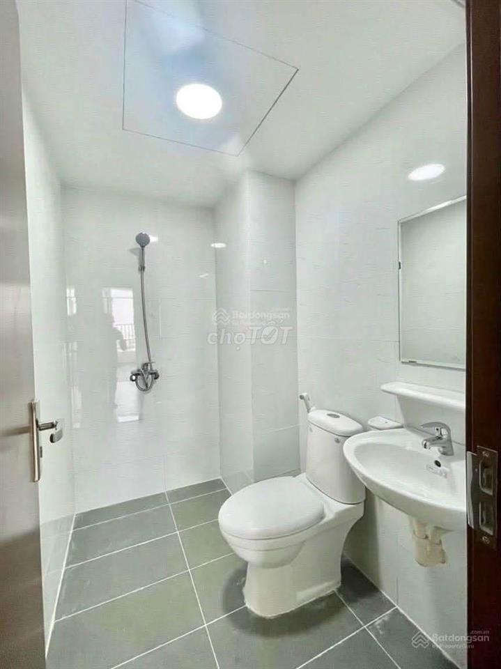 Chính chủ cho thuê căn góc 65m2