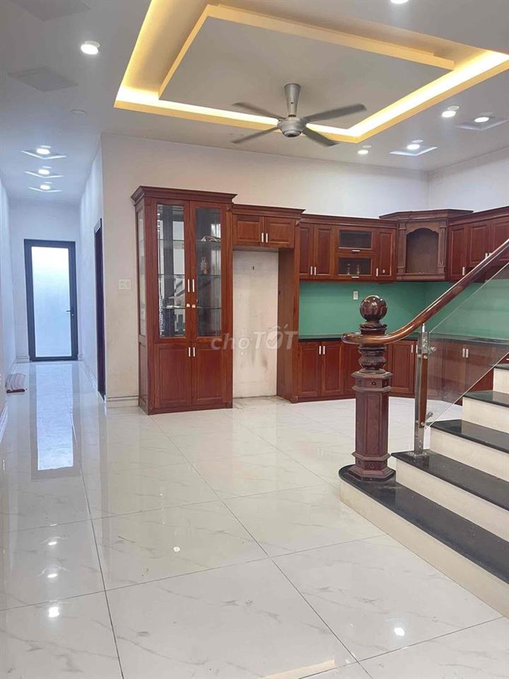 cho thuê nhà mặt tiền mạch thị liễu
