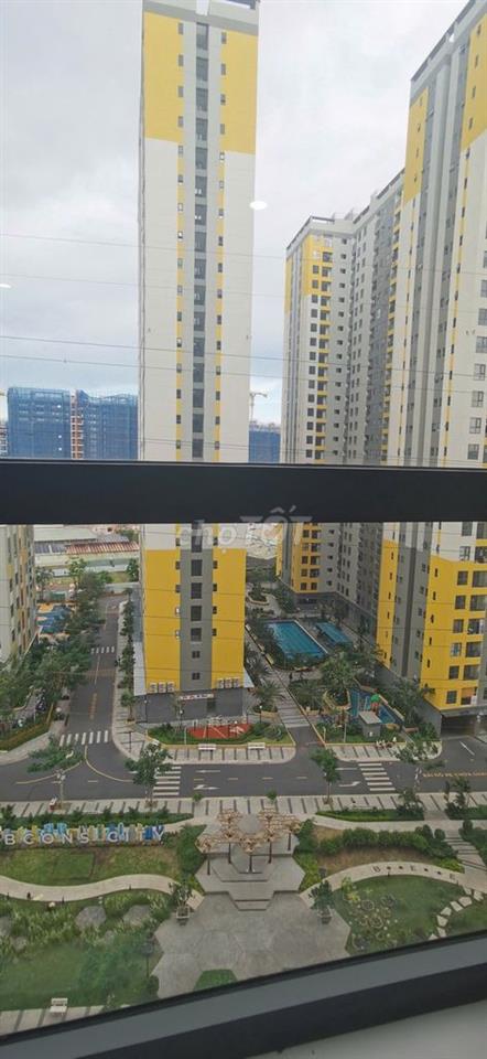 Căn Hộ 2PN,2WC EMerald, giá 6.1/ tháng