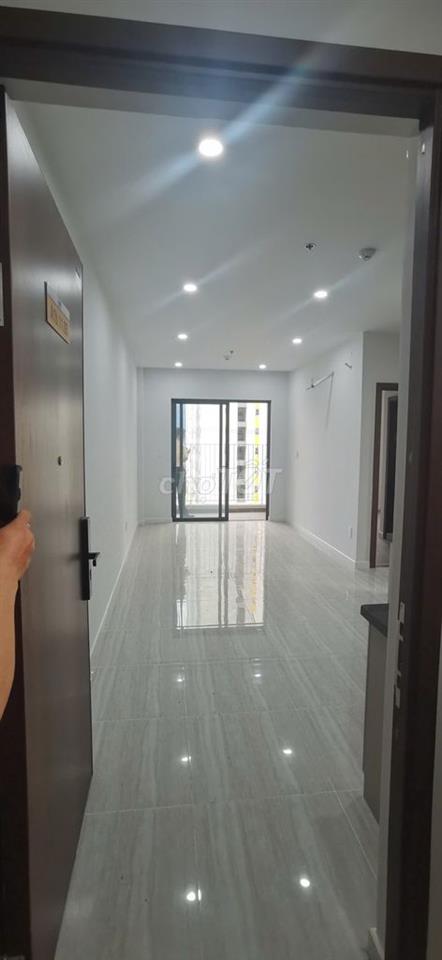 Căn Hộ 2PN,2WC EMerald, giá 6.1/ tháng