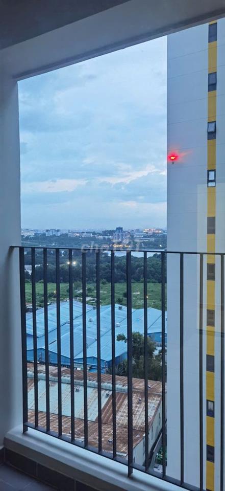 Pass 1  phòng master 3.5tr gần trường nhân văn