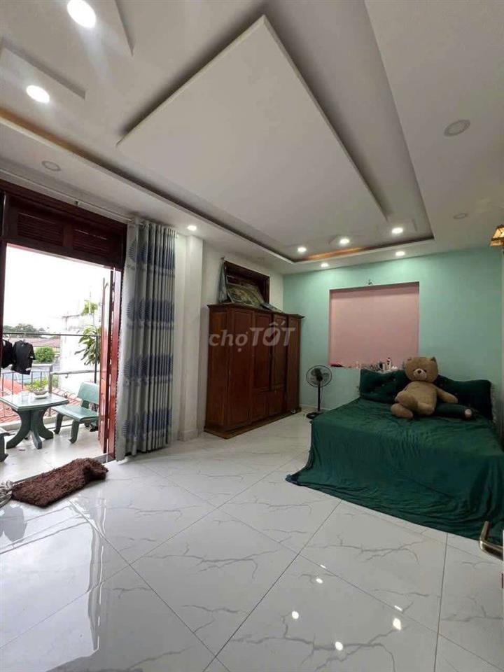 Nhà phố 2 mặt tiền kế bên Vincom550 Dĩ An