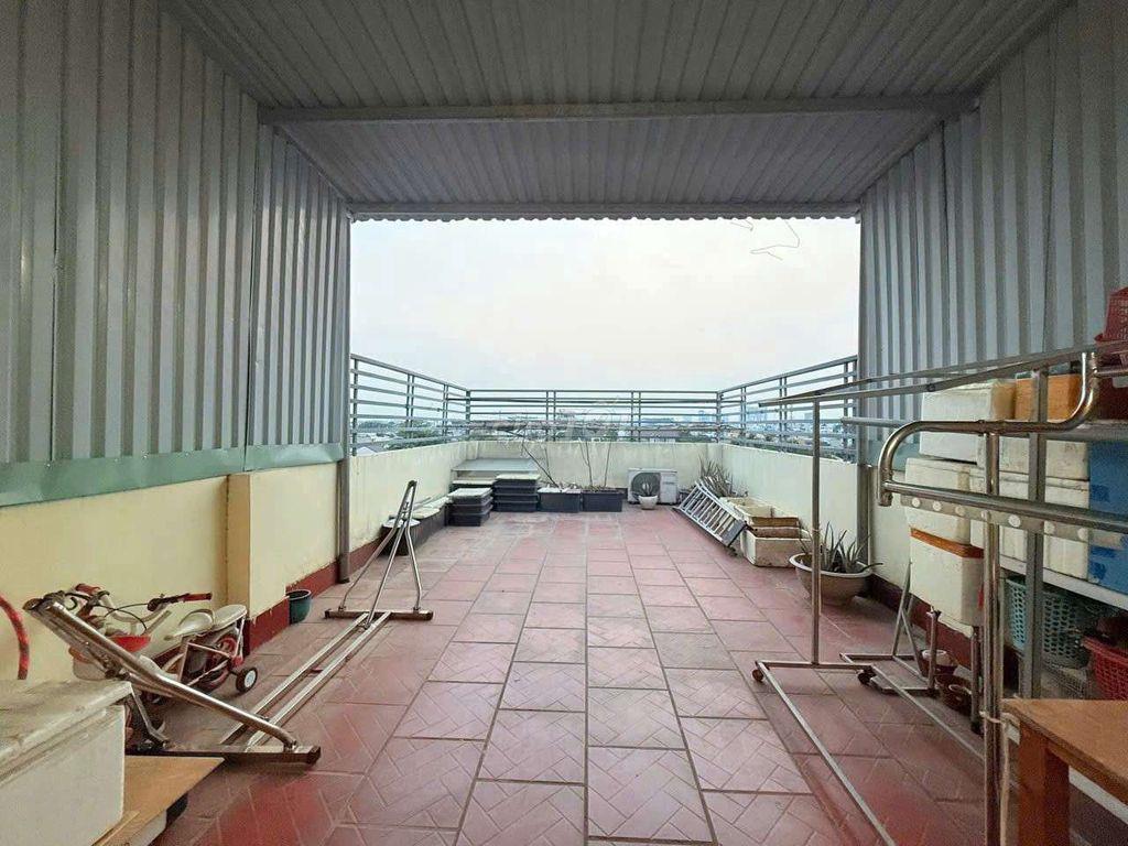 Nhà 3 Lầu hoàn công mặt tiền kinh doanh gần BigC Go và chợ Dĩ An 1
