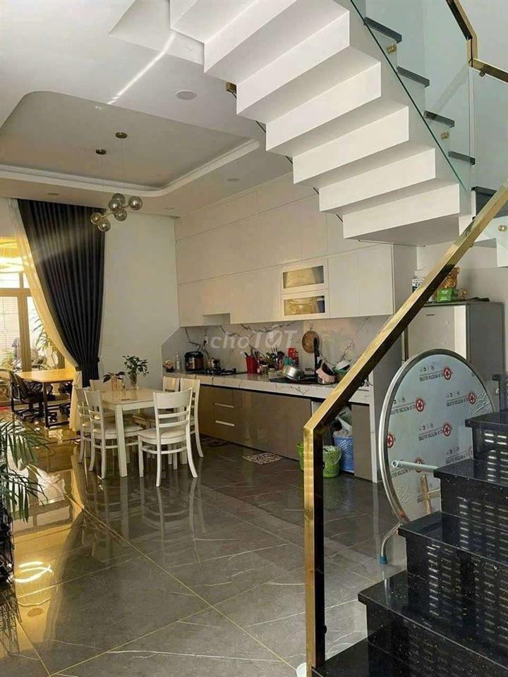 Nhà phố 144m gần chợ Dĩ An 1 và BigC Go 
