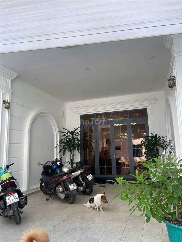 Nhà phố 144m gần chợ Dĩ An 1 và BigC Go 