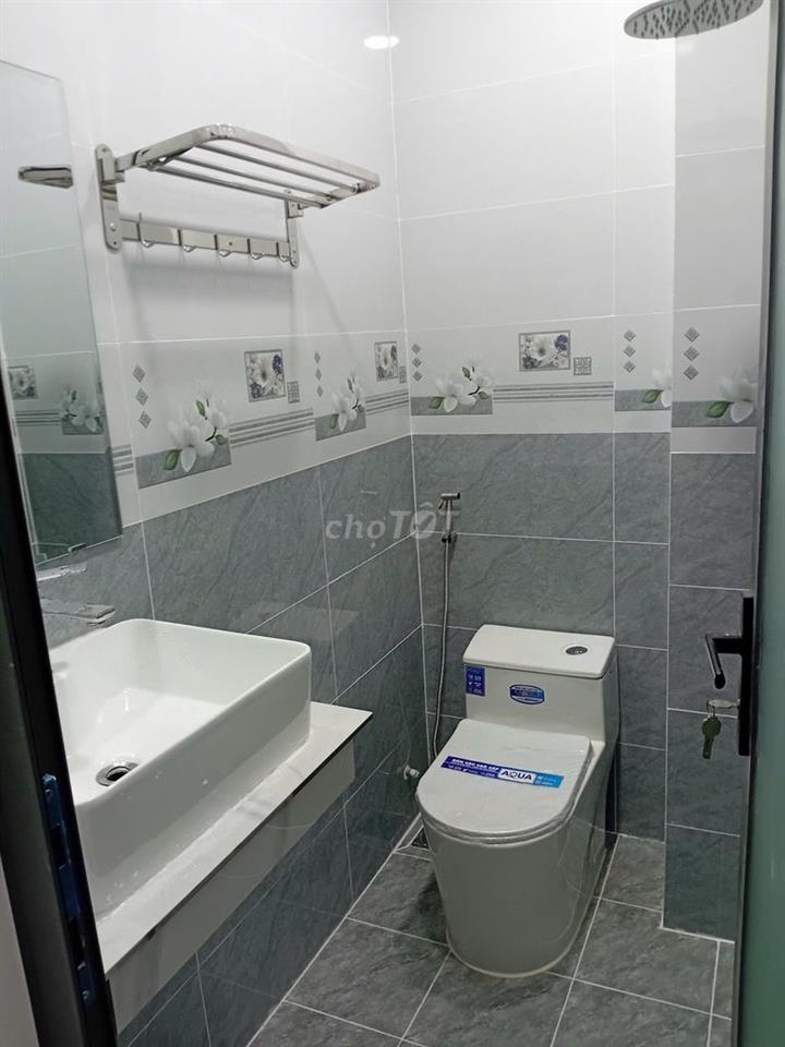 2.86 Tỷ Nhà Phố KDC Thủ Dầu Một - Sổ hoàn công, hẻm xe hơi 7m 