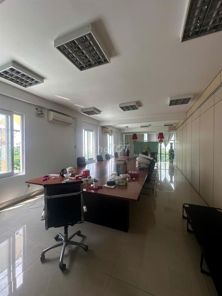 Cho thuê tòa mặt tiền Trường Sơn - ngay Sân bay , 160tr / tháng