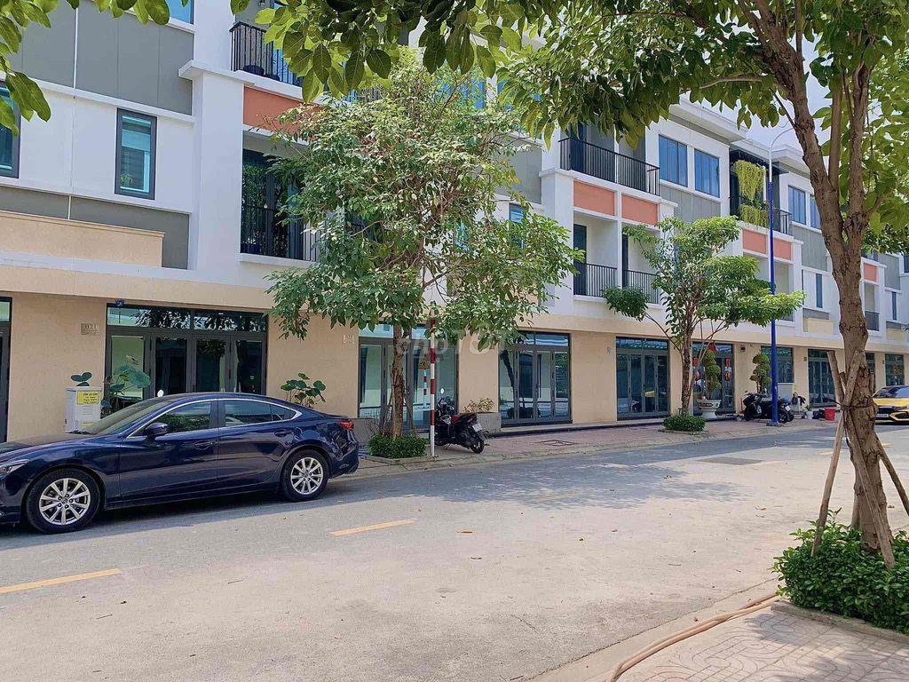 CHỦ CẦN BÁN GẤP NHÀ PHỐ LIỀN KỀ