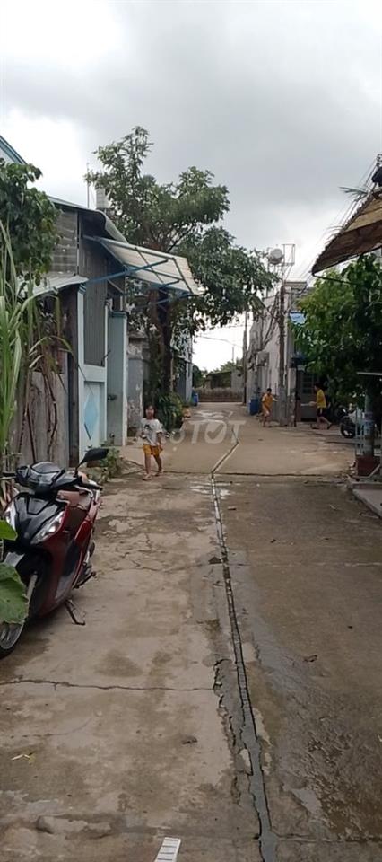 Cần bán gấp nhà hẻm xe hơi, chính chủ 