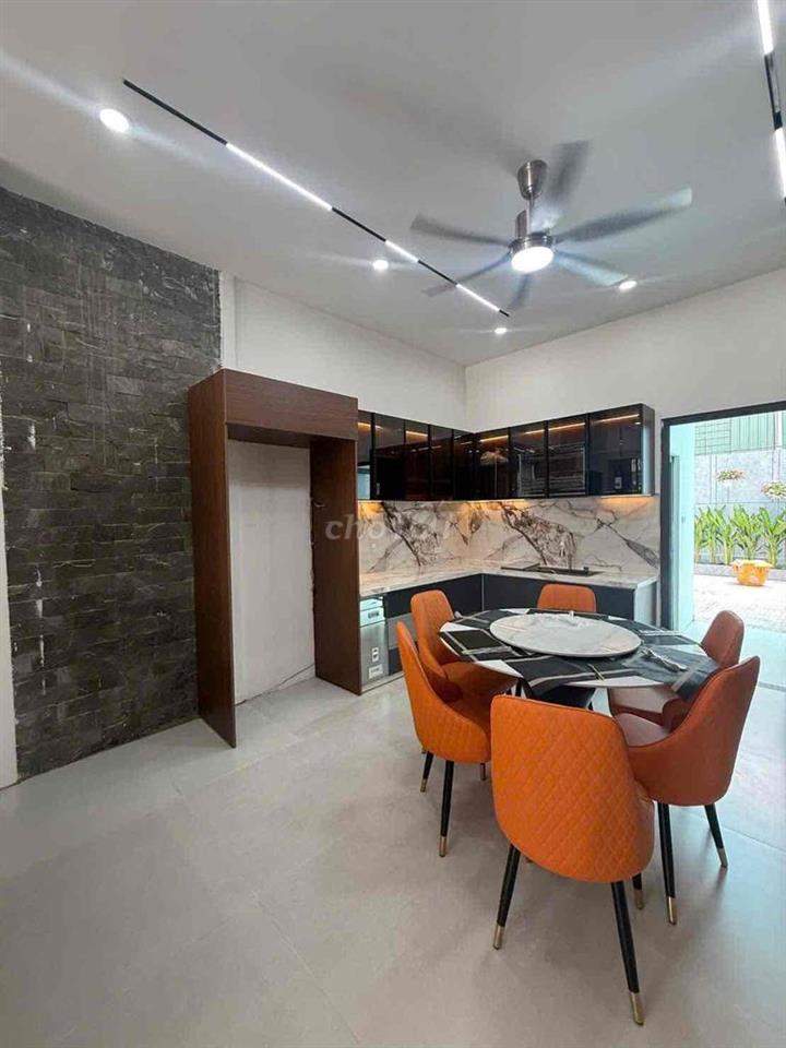 Nhà Trệt Lầu 88m2 full Thổ cư ngang 5m KDC Đồng bộ Giá 4.3tỷ
