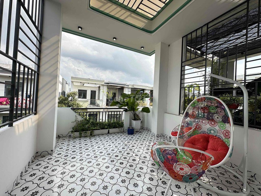 Nhà 3 Lầu Full Nội Thất 4tỷ850tr thương lượng
