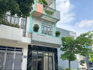 Nhà 3 Lầu Full Nội Thất 4tỷ850tr thương lượng