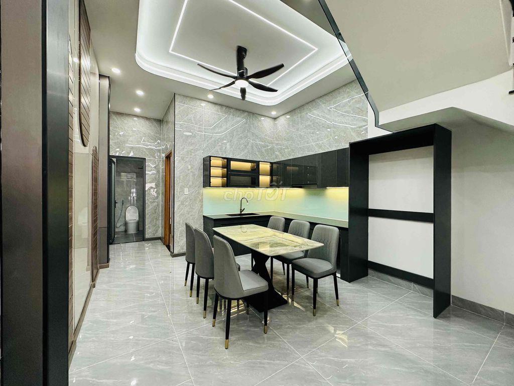 Bán Gấp Nhà 3 Tầng Rẻ hơn hàng xóm 450tr kế bên Aeon_ Cạnh Chợ Đêm
