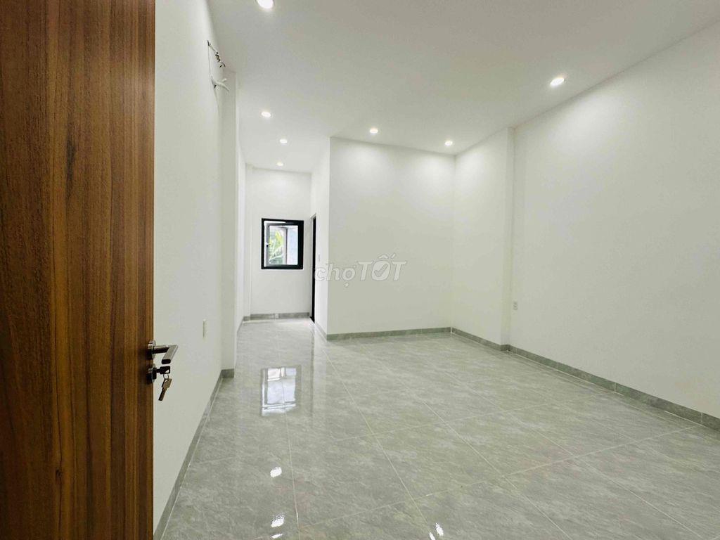 Bán Gấp Nhà 3 Tầng Rẻ hơn hàng xóm 450tr kế bên Aeon_ Cạnh Chợ Đêm