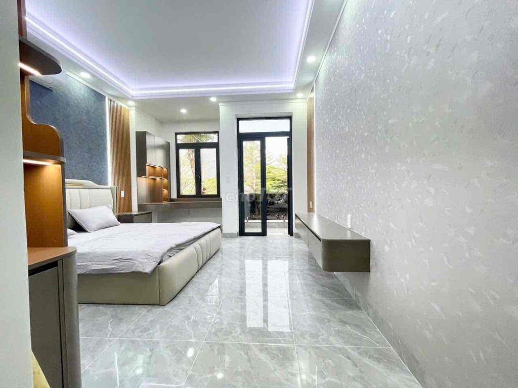 Nhà Trục Chính KDC 3 Tầng Gần cạnh Aeon mall Thuận An