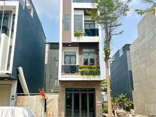 Nhà Trục Chính KDC 3 Tầng Gần cạnh Aeon mall Thuận An