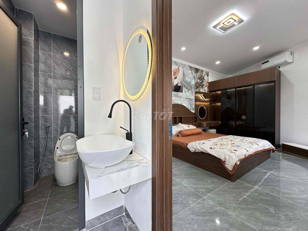 Nhà 2 lầu 2 mặt thoáng, 2 mặt tiền trước sau giáp công viên 4.8tỷ