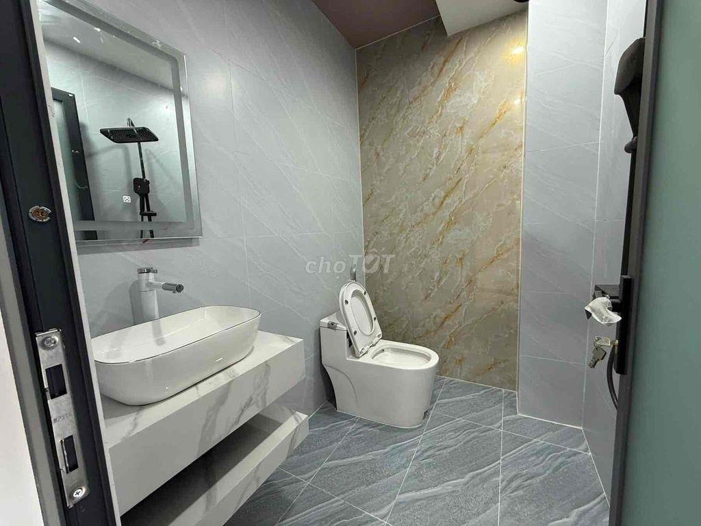 nhà Hoàn Công Mặt Tiền Đường Nhà Nước Kinh Doanh 3 tầng 4.5tỷ