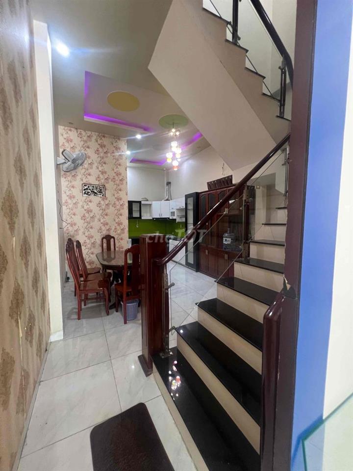 chính chủ bán nhà D35 KDC Việt Sing