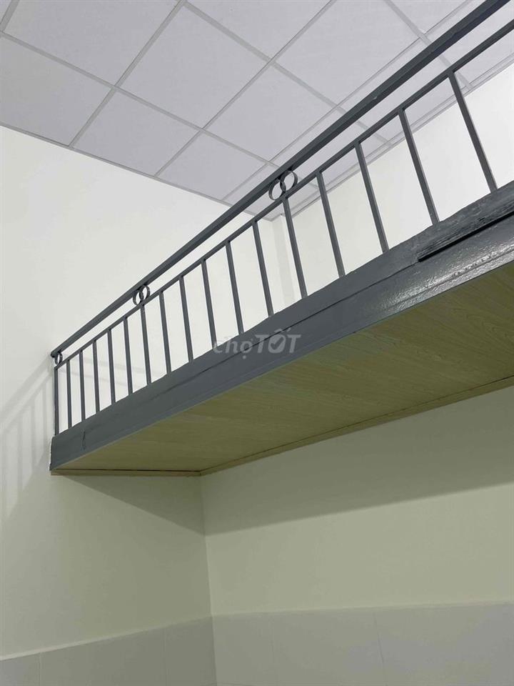 PHÒNG 20m CÓ GÁC, Ở AN NINH CÓ NGƯỜI DỌN SV THUÊ