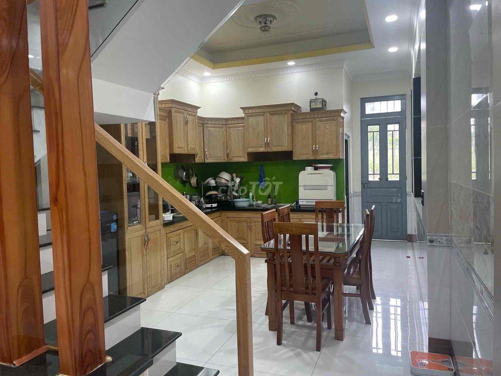 Bán Nhà Phú Hồng Thịnh 6 cho người thiện chí tại Đông Hoà