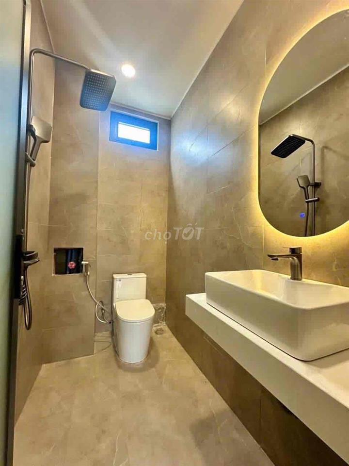 Nhà view sông thoáng mát chill chill gần chợ